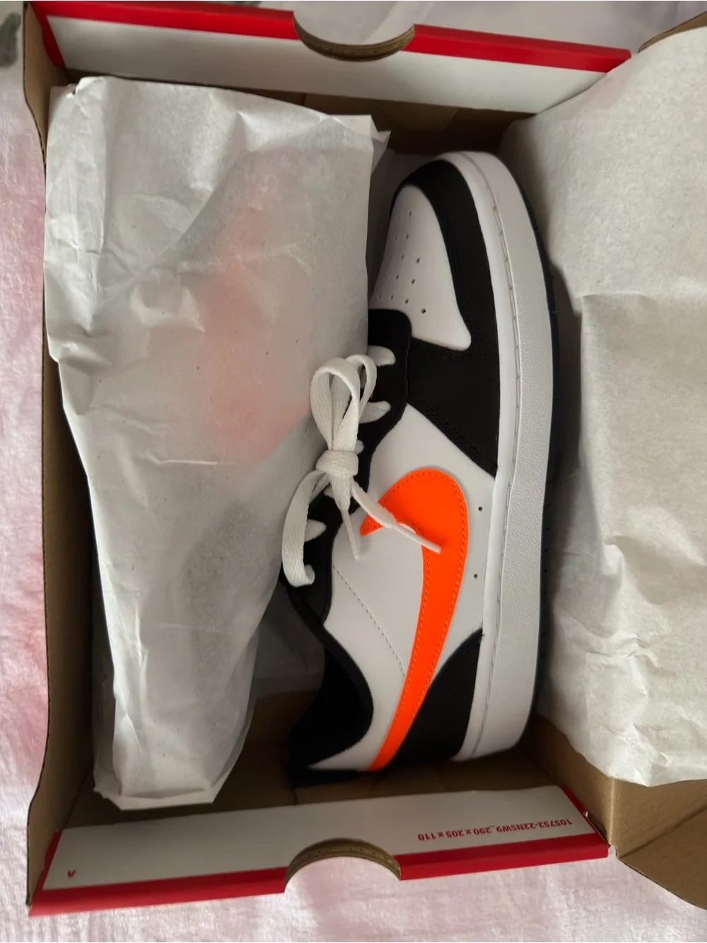 Nike Kids size 6.5Y court bLow Top Sneakers - White, Black & Bright Orange